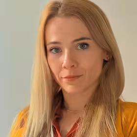 Roxy Lapusneanu